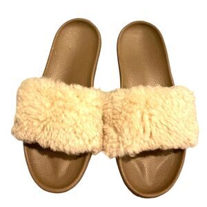 UGG Royale shearling slide sandals treadlite soles size 6